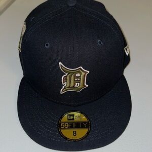 Detroit fitted baseball cap
